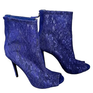 Arya Guess high heels open  toes size 7.5